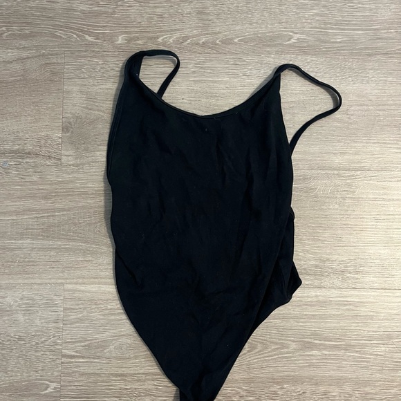 TNA low back bodysuit - Picture 1 of 2